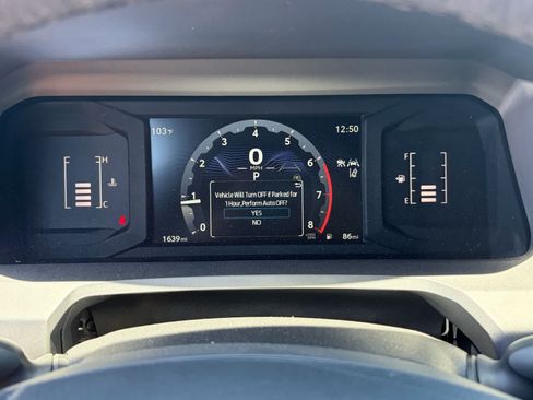 Used 2025 Toyota Tacoma SR5 AWD/4WD image 13