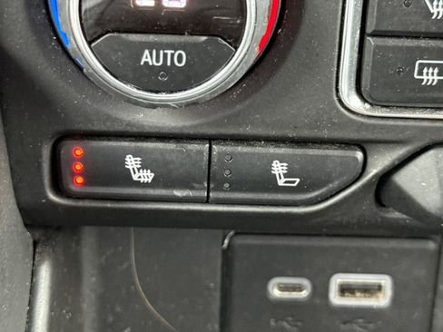 Used 2021 Chevrolet Tahoe LT image 12