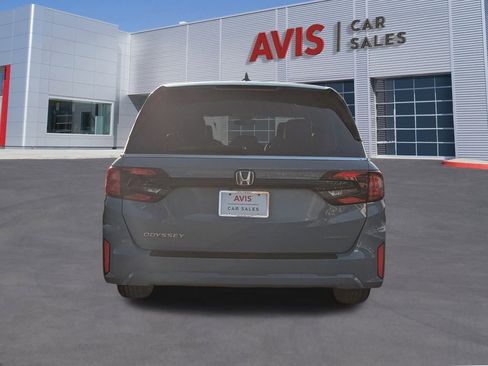 Used 2025 Honda Odyssey Sport-L image 5