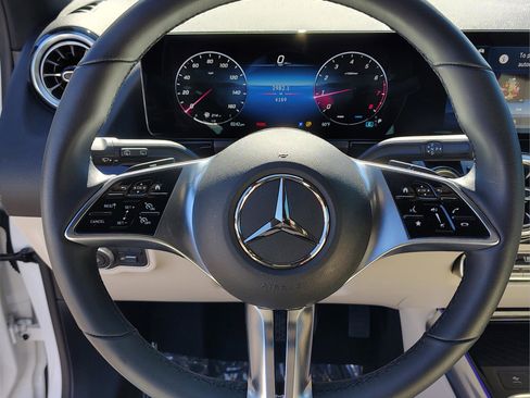 Certified 2026 Mercedes-Benz GLA 250 image 28