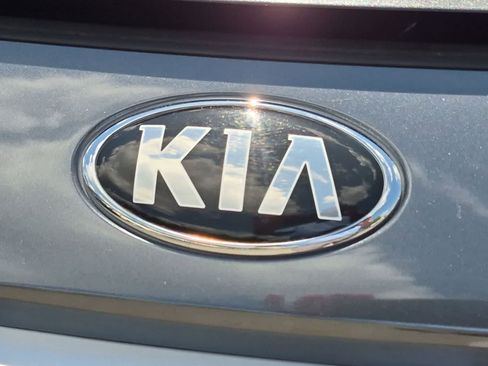 Used 2021 Kia Seltos SX w/ SX Sunroof Package AWD/4WD image 12