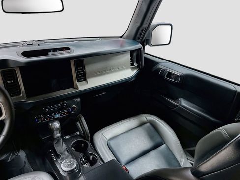 Used 2024 Ford Bronco Outer Banks AWD/4WD image 24