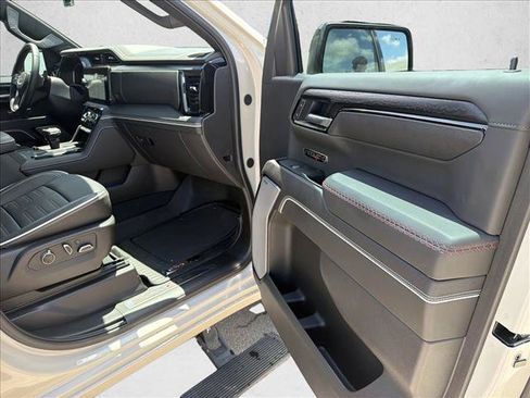 Used 2026 GMC Sierra 1500 AT4X AWD/4WD image 25
