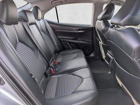 Used 2024 Toyota Camry SE FWD image 19