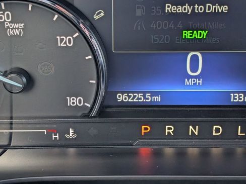 Used 2021 Ford Escape SEL image 17