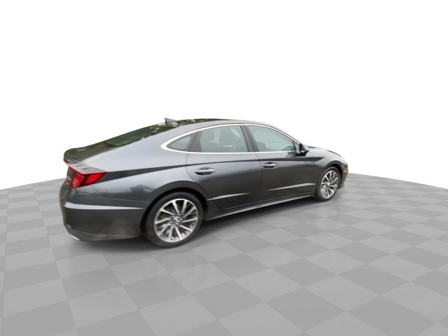 Used 2023 Hyundai Sonata Limited FWD image 2
