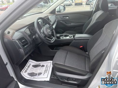 Used 2023 Nissan Rogue SV AWD/4WD image 9