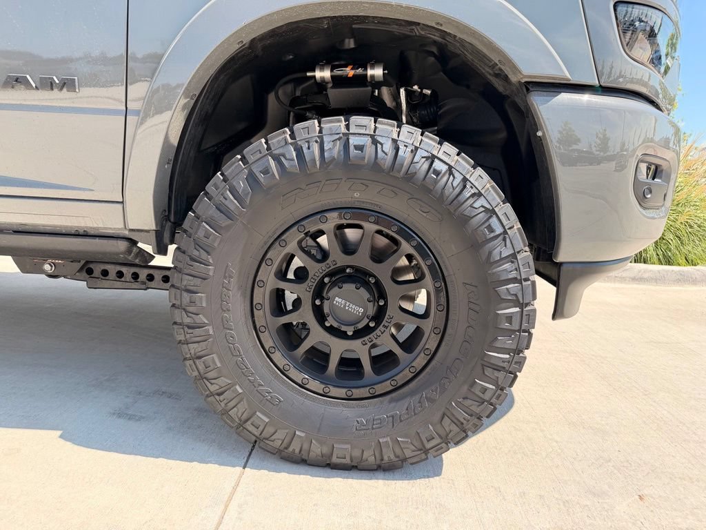 New 2026 RAM 2500 Limited AWD/4WD image 30