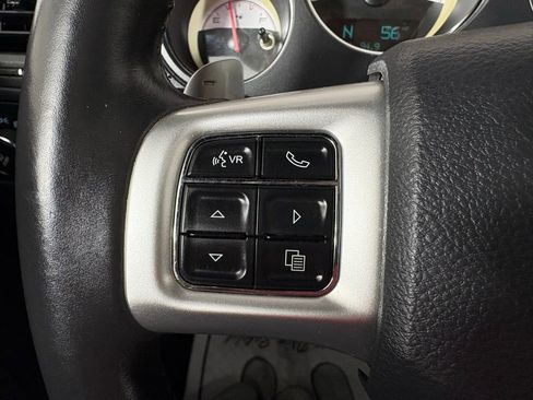 Used 2014 Dodge Challenger R/T image 18