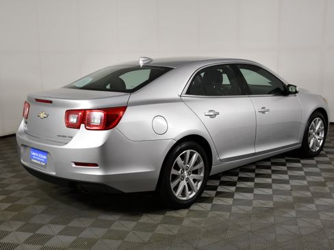 Used 2016 Chevrolet Malibu LTZ FWD image 6