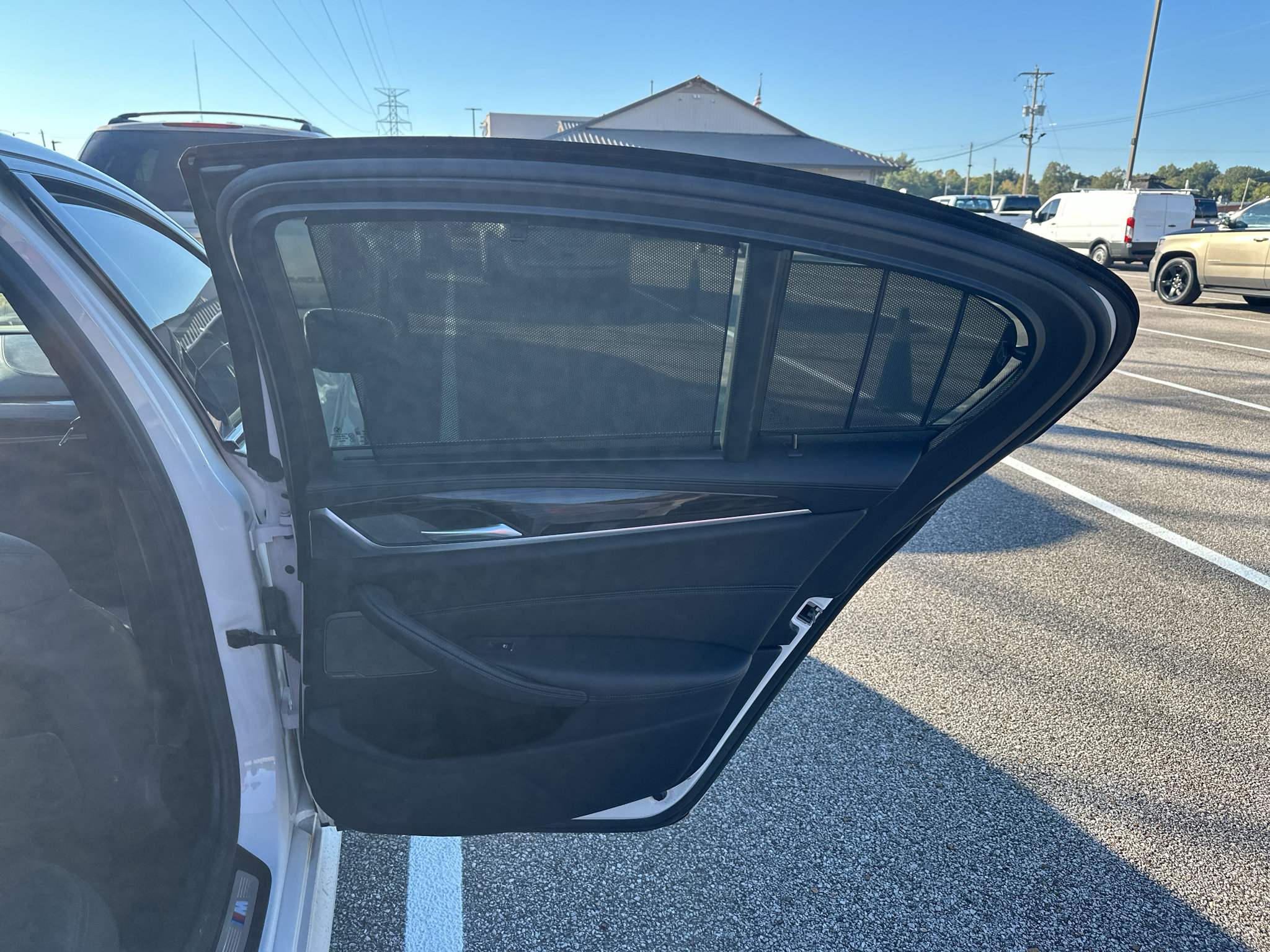 Used 2018 BMW 540i w/ M Sport Package RWD image 15
