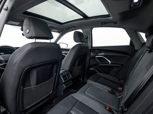 Certified 2025 Audi Q5 Premium Plus w/ Premium Plus AWD/4WD image 18