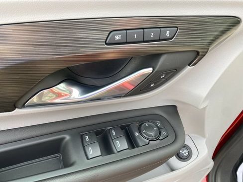 Certified 2023 GMC Terrain SLT w/ LPO, Floor Liner Package FWD image 18