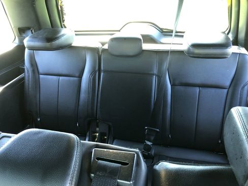 Used 2020 Ford Expedition XLT w/ Equipment Group 202A image 12