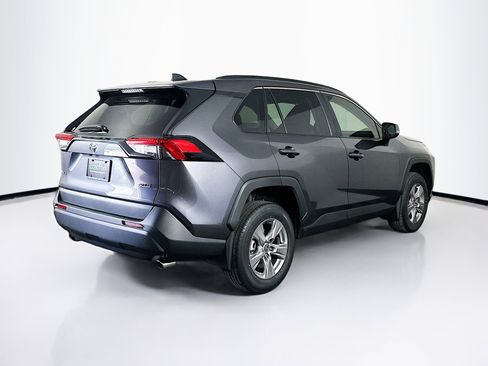 Used 2025 Toyota RAV4 XLE w/ Convenience Package image 9
