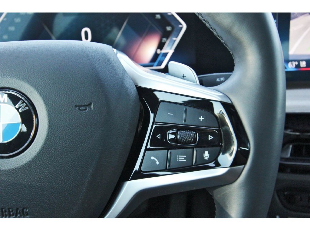 Used 2025 BMW 330i Sedan RWD image 16