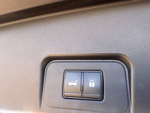 Certified 2024 Nissan Rogue SV AWD/4WD image 31