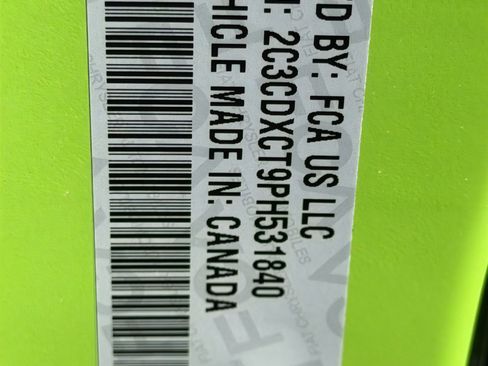 Used 2023 Dodge Charger R/T w/ Blacktop Package image 35