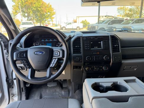 Used 2017 Ford F350 XL image 33
