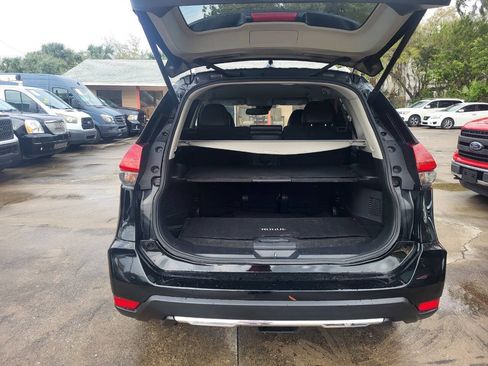 Used 2017 Nissan Rogue SL AWD/4WD image 13