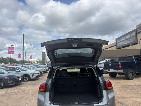 Used 2025 Buick Encore GX Preferred FWD image 30