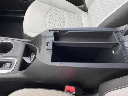 Used 2022 Chevrolet Equinox LS w/ Driver Confidence II Package AWD/4WD image 14