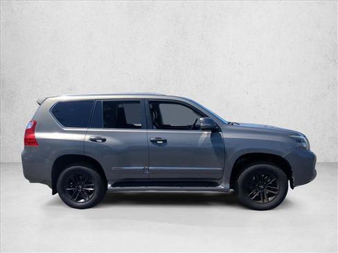 Used 2010 Lexus GX 460 Premium AWD/4WD image 4