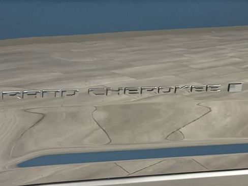 New 2026 Jeep Grand Cherokee Altitude AWD/4WD image 35