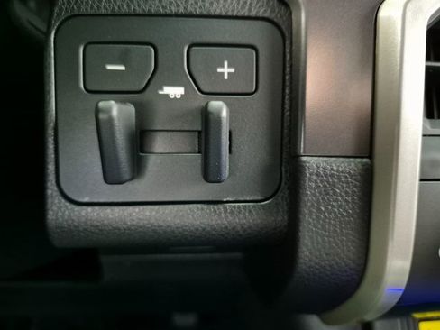 New 2025 Toyota Tacoma SR5 image 25