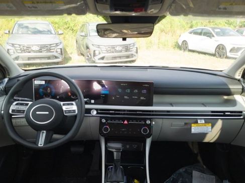 New 2026 Hyundai Tucson SEL Plus FWD image 17