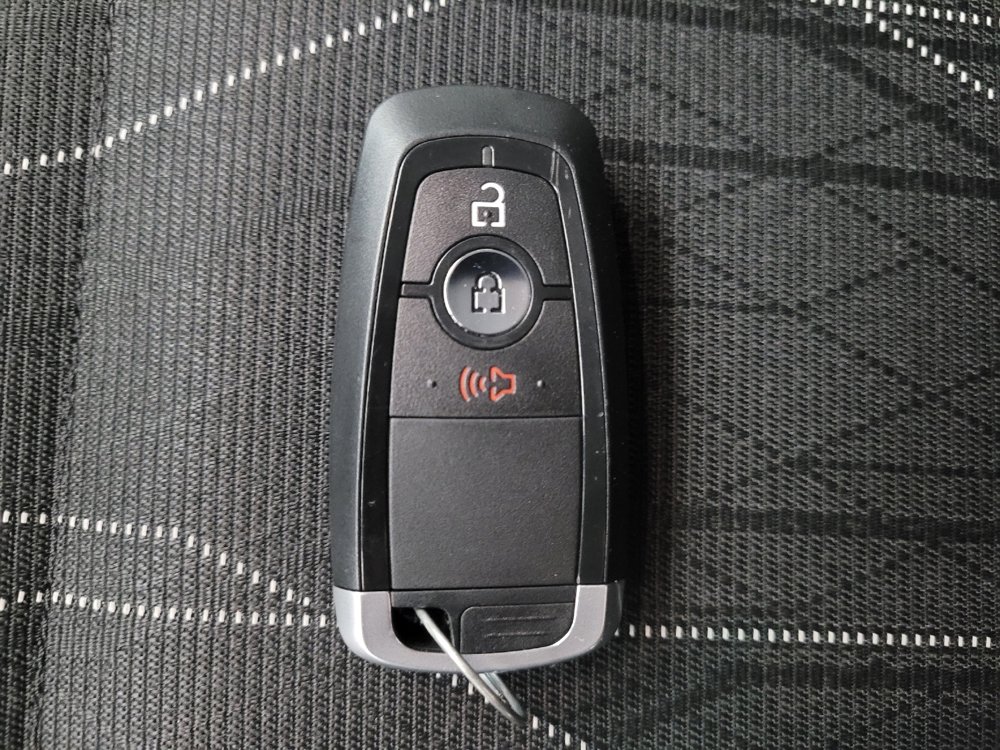 Used 2018 Ford EcoSport SE FWD image 32