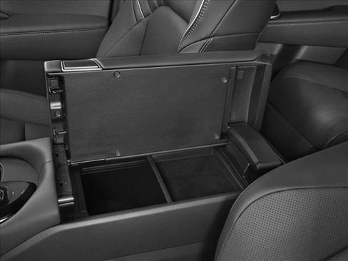 New 2026 Toyota Crown Platinum image 10