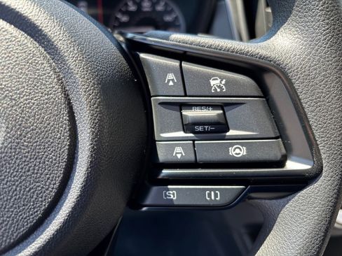 Used 2025 Subaru Crosstrek 2.0i Premium AWD/4WD image 18