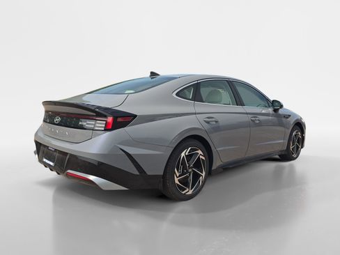 New 2026 Hyundai Sonata SEL FWD image 3