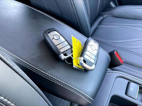 Used 2025 Ford Mustang Mach-E Select AWD/4WD image 11