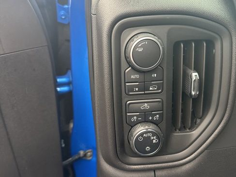 Used 2025 Chevrolet Silverado 1500 Custom w/ Turbomax Blackout Package image 19