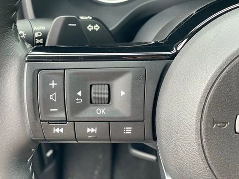 Certified 2023 Nissan Rogue SV w/ SV Premium B Package AWD/4WD image 16