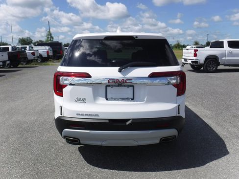 Used 2022 GMC Acadia SLE w/ LPO, Floor Liner Package FWD image 5