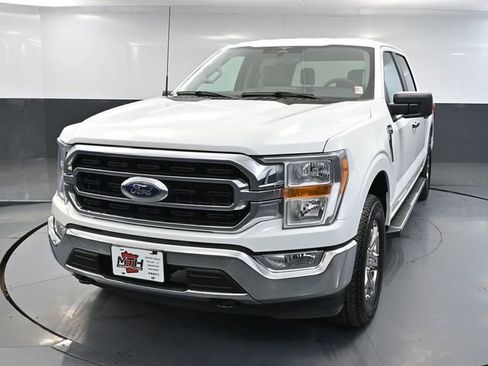 Used 2023 Ford F150 XLT w/ XTR Package image 11
