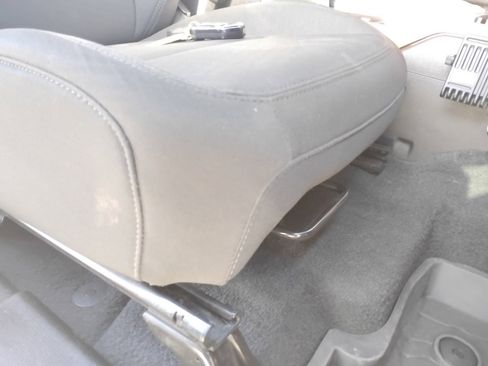 Used 2023 Jeep Wrangler Willys image 33