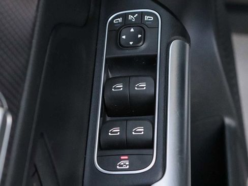 Used 2023 Mercedes-Benz GLA 250 image 27