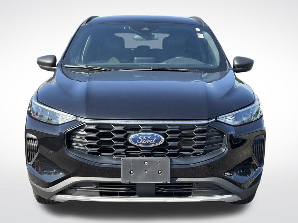 Used 2025 Ford Escape ST-Line AWD/4WD image 3
