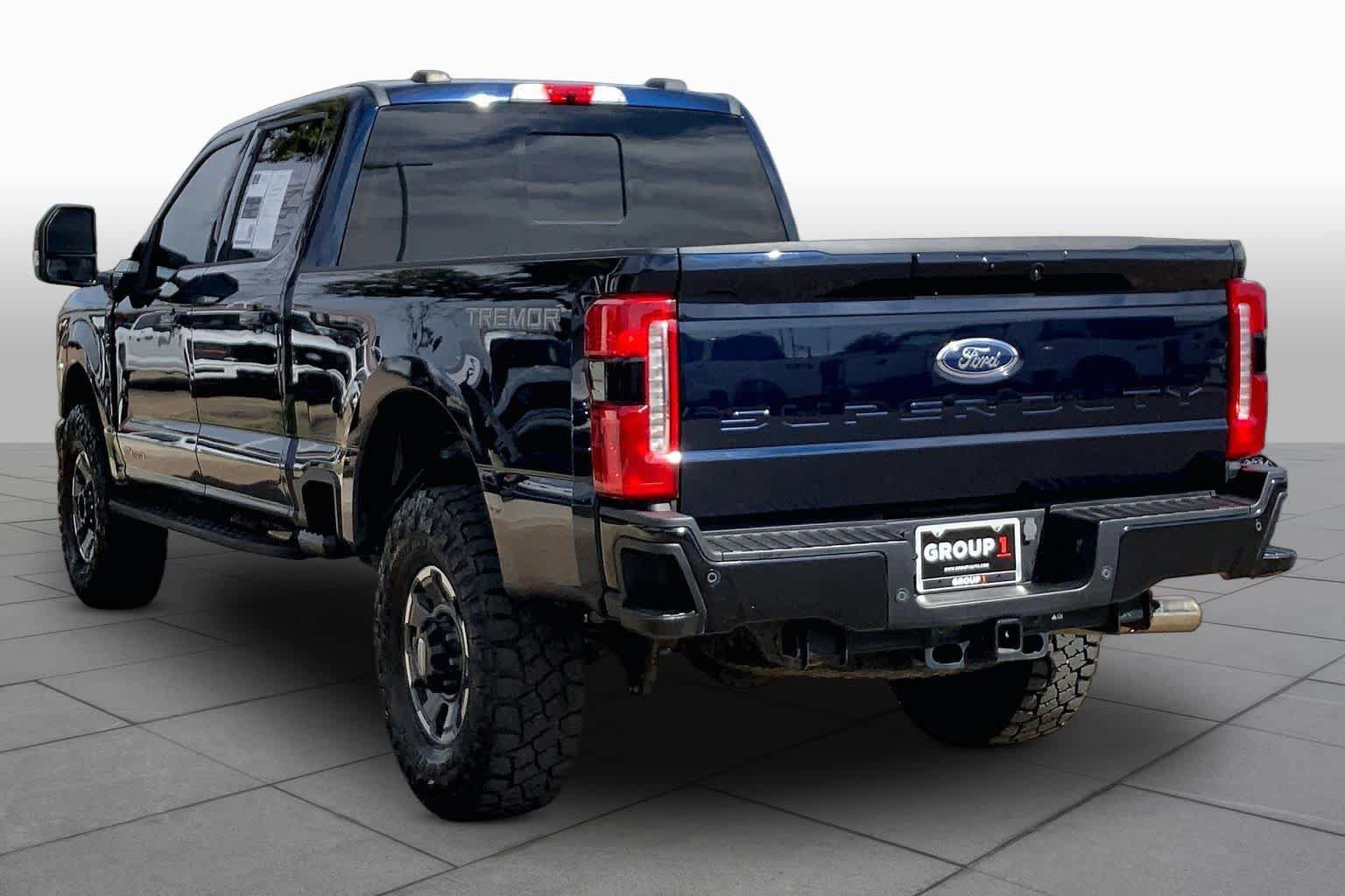 Certified 2024 Ford F250 Lariat w/ Lariat Ultimate Package AWD/4WD image 11