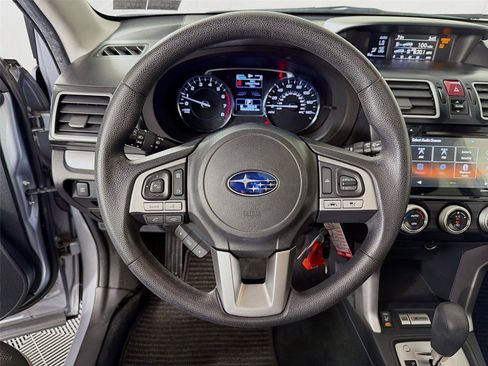 Used 2017 Subaru Forester 2.5i Premium AWD/4WD image 3