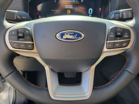 New 2026 Ford Explorer Active image 17