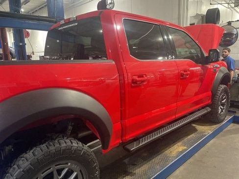 Used 2019 Ford F150 XLT w/ Equipment Group 302A Luxury AWD/4WD image 7