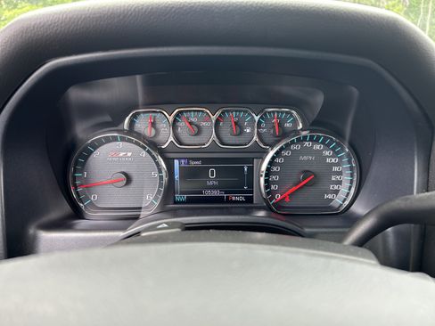 Used 2018 Chevrolet Silverado 1500 LT w/ Midnight Edition AWD/4WD image 15
