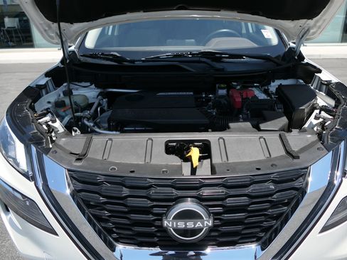 Used 2023 Nissan Rogue SV FWD image 27