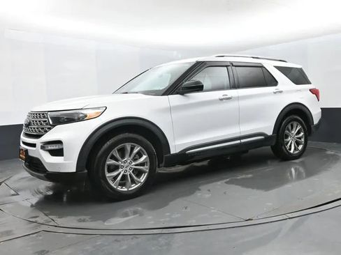 Used 2022 Ford Explorer Limited image 5