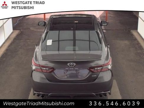 Used 2021 Toyota Camry XSE FWD image 5